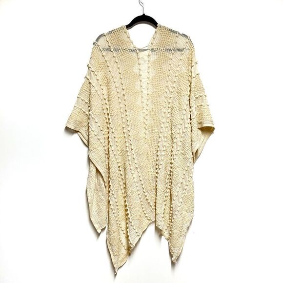 NWT Pretty Persuasions luxurious cream pompom kimono cape wrap One Size - Picture 6 of 8